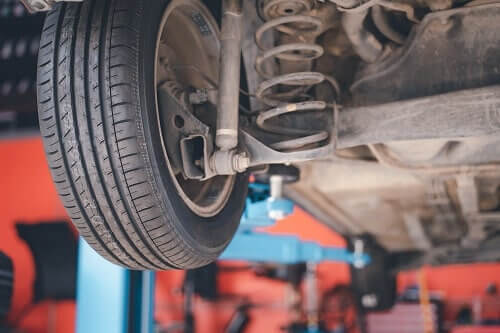 attorneys for car tire failure injuries